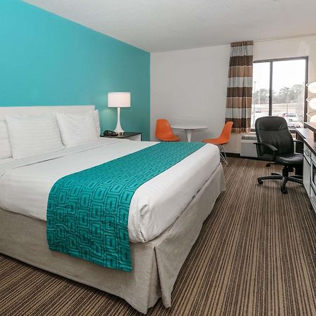 Howard Johnson By Wyndham Scott Lafayette Eksteriør bilde