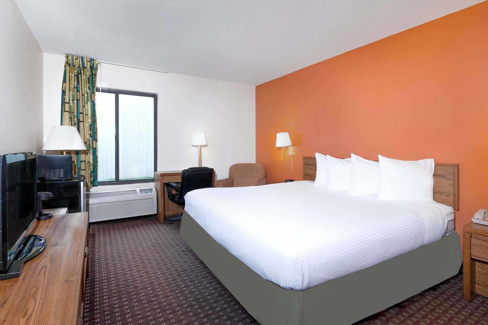 Howard Johnson By Wyndham Scott Lafayette Eksteriør bilde